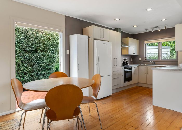  at 3 Brookfield Road, Te Atatu Peninsula, Waitakere City, Auckland