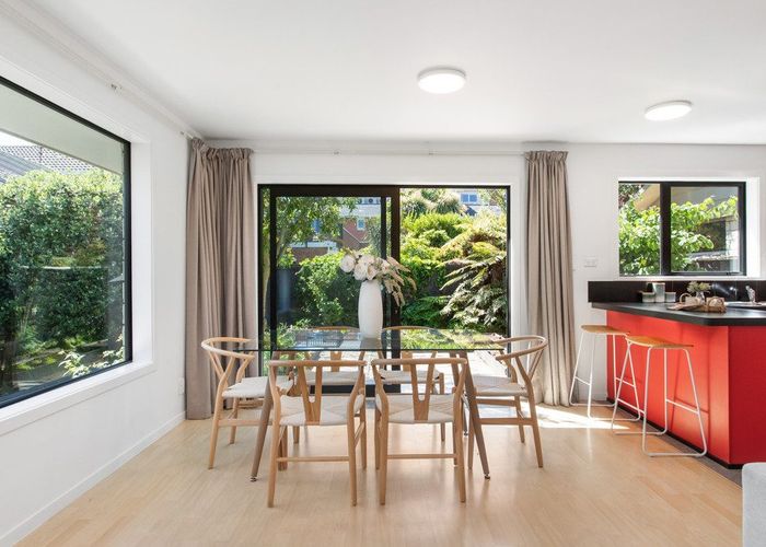  at 7 Roxburgh Street, Sydenham, Christchurch City, Canterbury