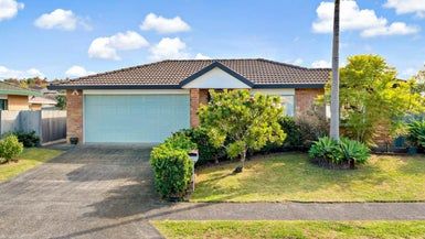  at 27 Greenberry Drive, Ranui, Auckland