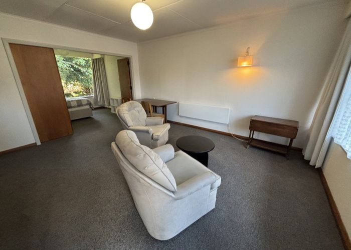  at 2/17 Centennial Drive, Hokowhitu, Palmerston North, Manawatu / Whanganui