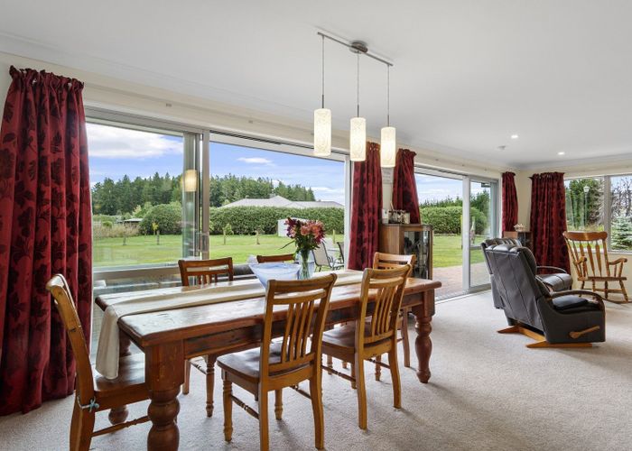  at 2 McHugh Crescent, Darfield, Darfield