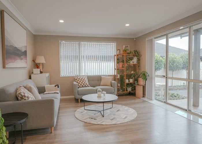  at 6 Clavoy Place, East Tamaki, Auckland