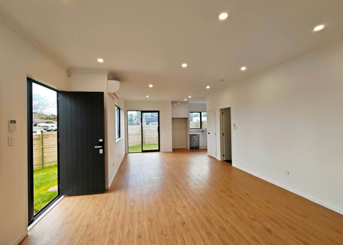  at 16B Balgowan Terrace, Conifer Grove, Takanini