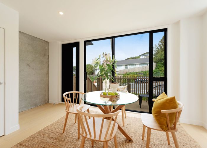  at 5/6 Makara Road, Karori, Wellington