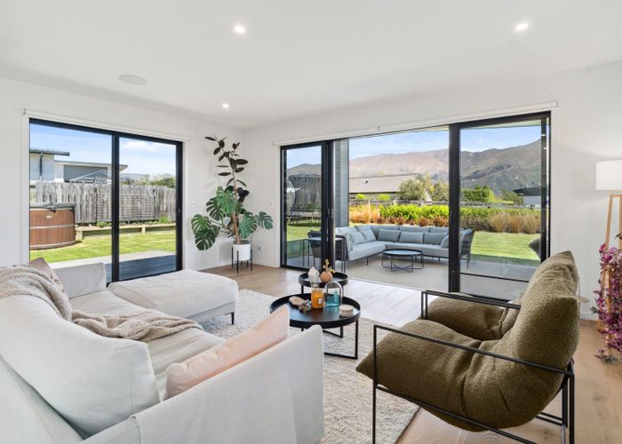  at 9 Centre Crescent, Wanaka