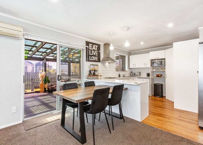  at 41 Cleat Street, Whitby, Porirua, Wellington