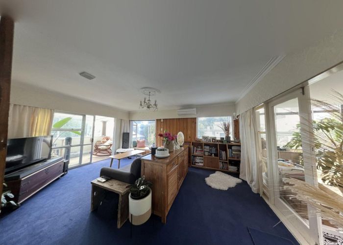 For rent 22 Pukerua Beach Road, Pukerua Bay, Porirua, Wellington homes.co.nz