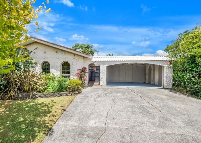  at 6 Jane Gifford Place, Half Moon Bay, Auckland