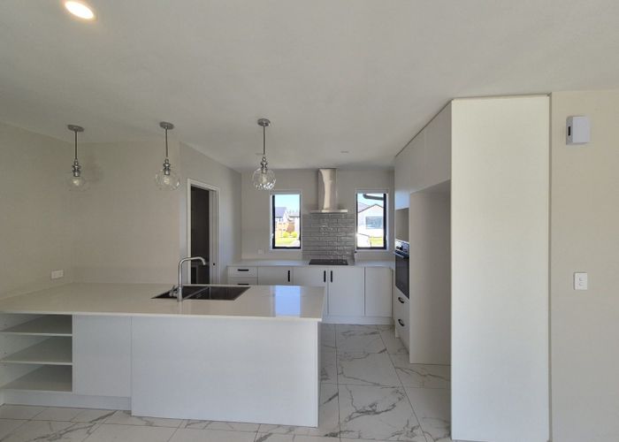  at 17 Wexford Crescent, Halswell, Christchurch City, Canterbury