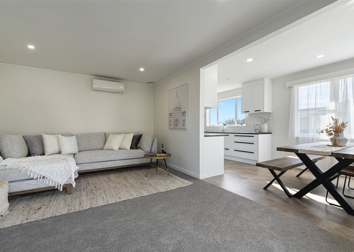  at 48 Houchens Road, Glenview, Hamilton