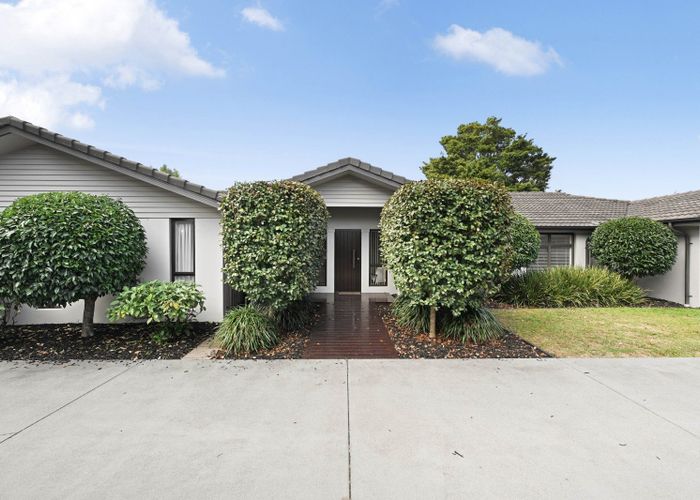  at 16 Hampshire Court, Flagstaff, Hamilton