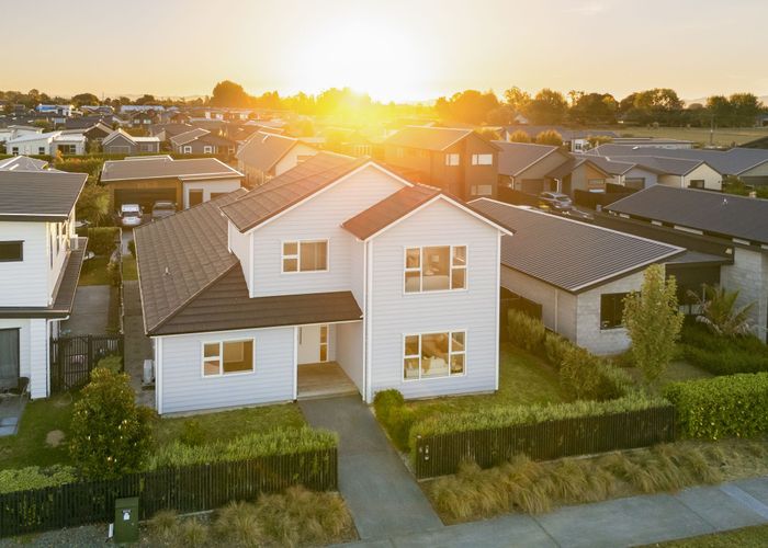  at 8 Lavinias Way, Chartwell, Hamilton, Waikato