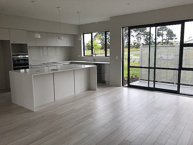  at 31 Kahawairahi Drive, Beachlands, Manukau City, Auckland