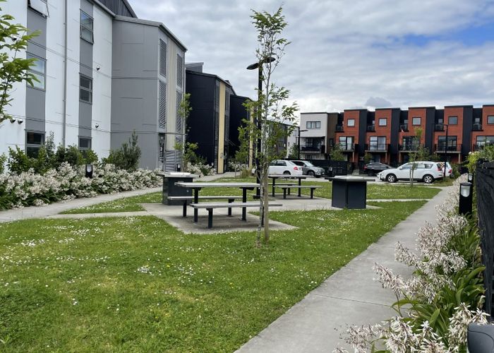  at 16 Shortfin Place, Flat Bush, Manukau City, Auckland