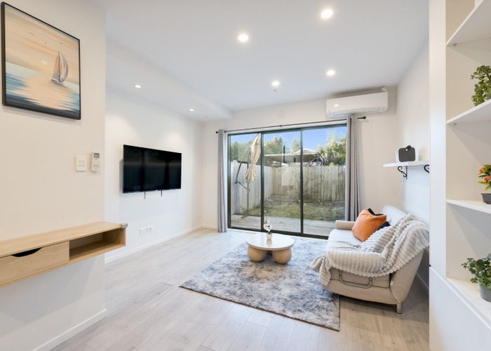  at 2/46 Te Kanawa Crescent, Henderson, Waitakere City, Auckland
