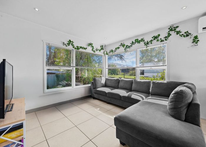  at 4/142 Panama Road, Mount Wellington, Auckland City, Auckland