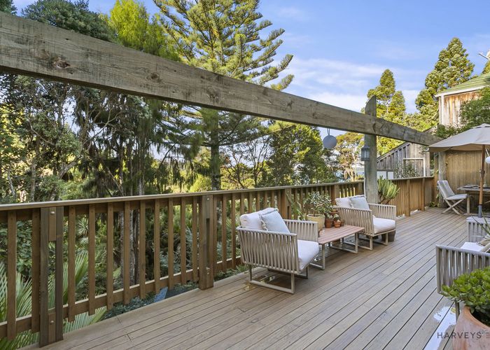  at 4 Opou Road, Titirangi, Auckland