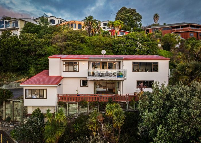  at 21 Denholm Road, Hospital Hill, Napier, Hawke's Bay