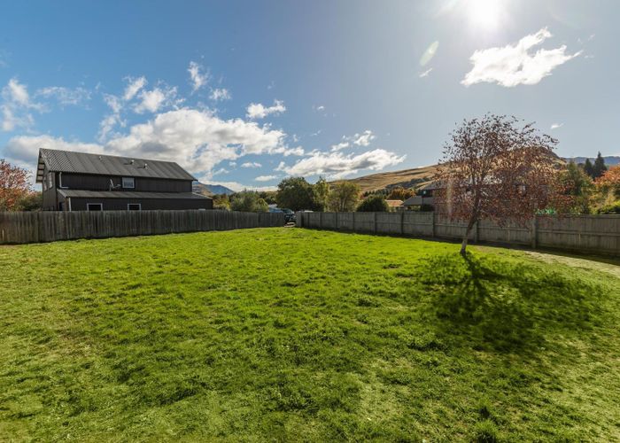  at 14 Coburn Place, LAKE HAYES, QUEENSTOWN