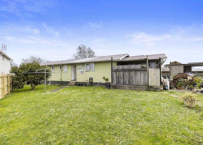  at 15 Jupiter Street, Rosehill, Papakura