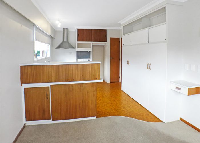  at 9 Robinson Avenue, Holdens Bay, Rotorua