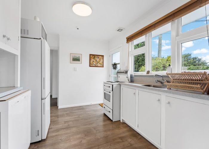  at 39 Somerset Crescent, Spreydon, Christchurch