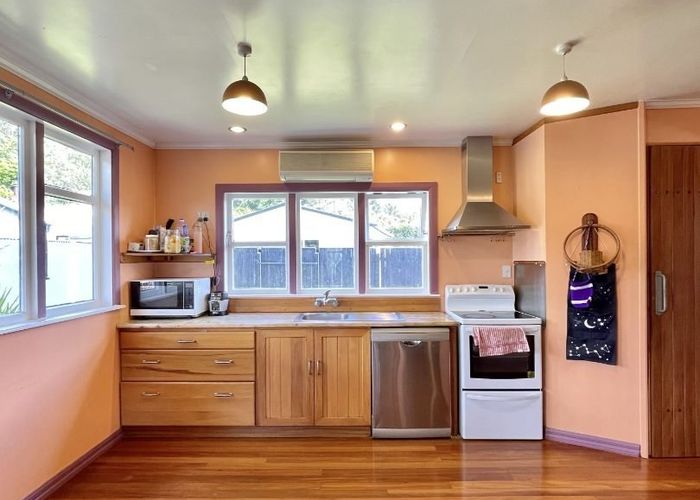 at 2 Somme Road, Silverstream, Upper Hutt, Wellington