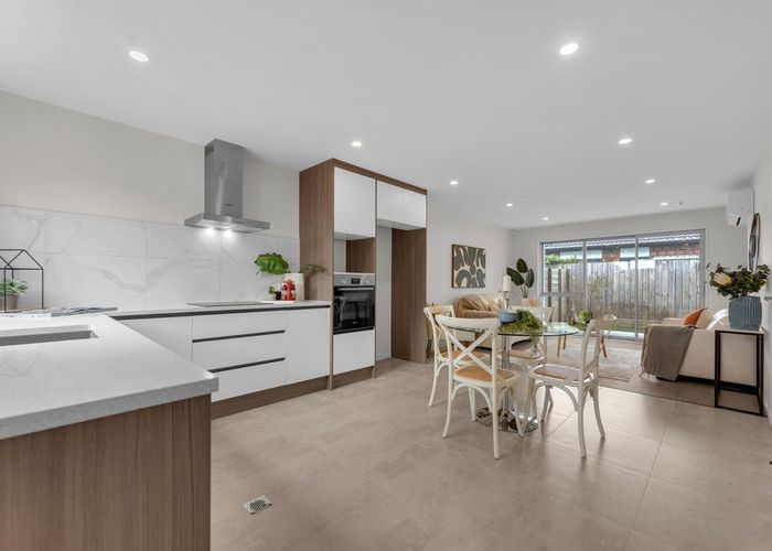  at 4/5 Grange Road, Papatoetoe, Manukau City, Auckland