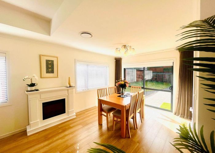  at 9 Walter Haddrell Crescent, Dannemora, Manukau City, Auckland