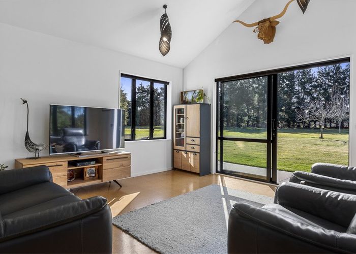  at 60 Gressons Road, Waikuku, Rangiora