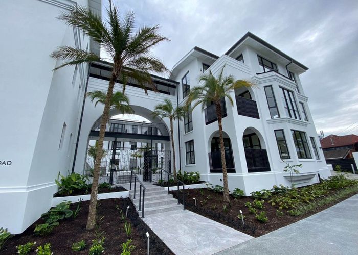 at 204/2 Tagalad Road, Mission Bay, Auckland City, Auckland