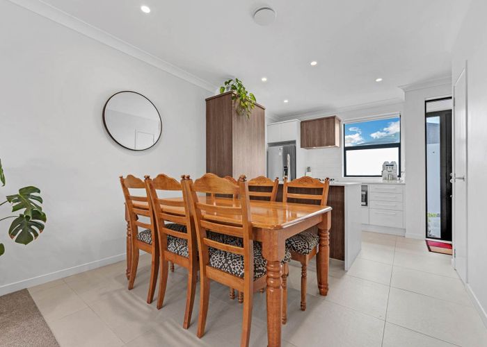  at 16 Whimbrel Road, Flat Bush, Auckland