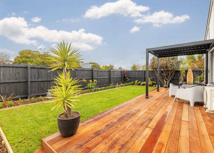  at 1/15 Heathglen Avenue, Parklands, Christchurch City, Canterbury