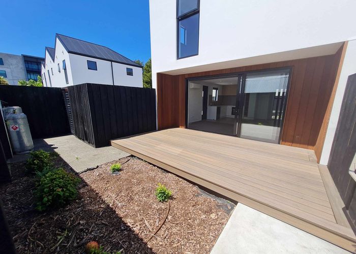  at 2/7 Dickens Street, Addington, Christchurch City, Canterbury
