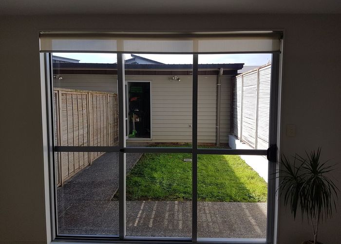  at 6/1 Gracechurch Drive, Flat Bush, Manukau City, Auckland