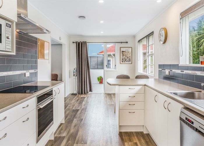  at 3 Findhorn Place, Papakowhai, Porirua