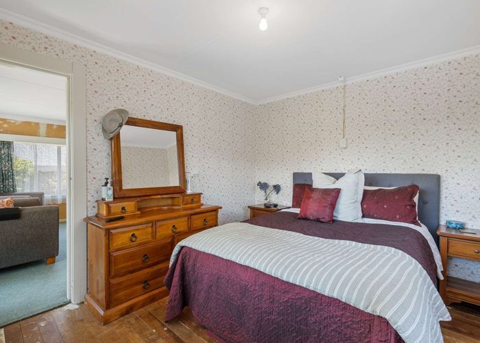  at 11 Arthur Road, Pounawea, Clutha, Otago