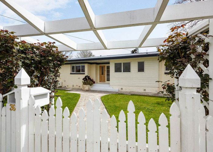  at 36 Grey Street, Cambridge, Waipa, Waikato