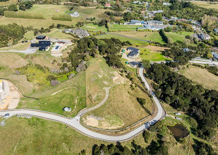  at 4 Karamu Way, Pauatahanui, Porirua, Wellington