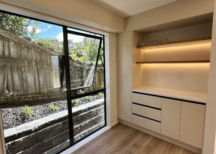  at 1/78 West Harbour Drive, West Harbour, Waitakere City, Auckland