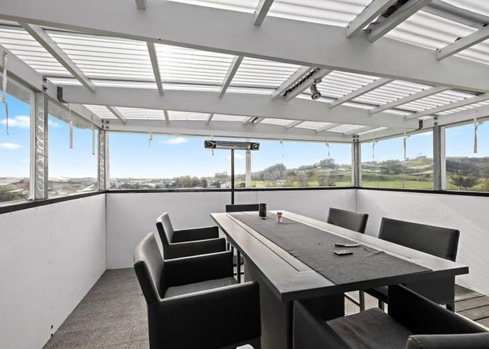  at 9 Awaroa Road, Helensville, Helensville