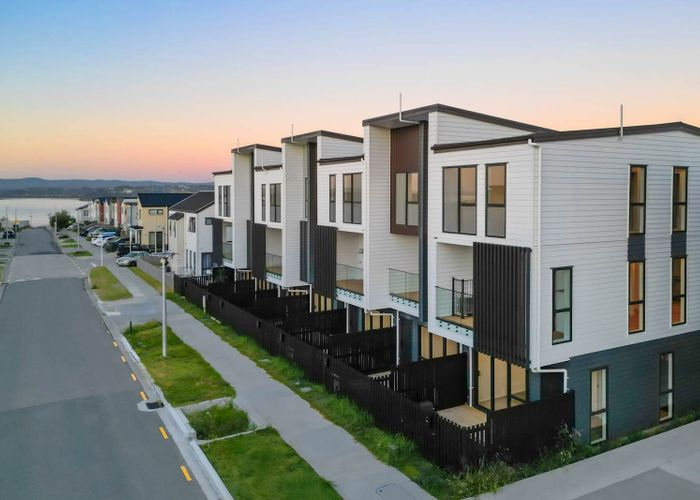  at 3/10 Scott Road, Hobsonville, Waitakere City, Auckland