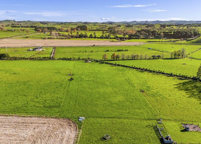  at LOT 2/194 Lake Road, Tirau, South Waikato, Waikato