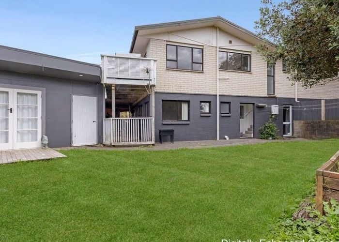  at 12 Ash Place -House, Whalers Gate, New Plymouth, Taranaki