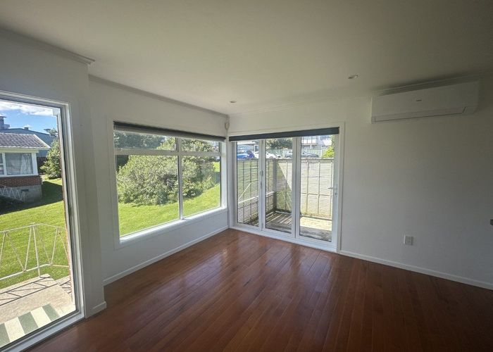  at 1/12 Raines Ave , Forrest Hill, North Shore City, Auckland