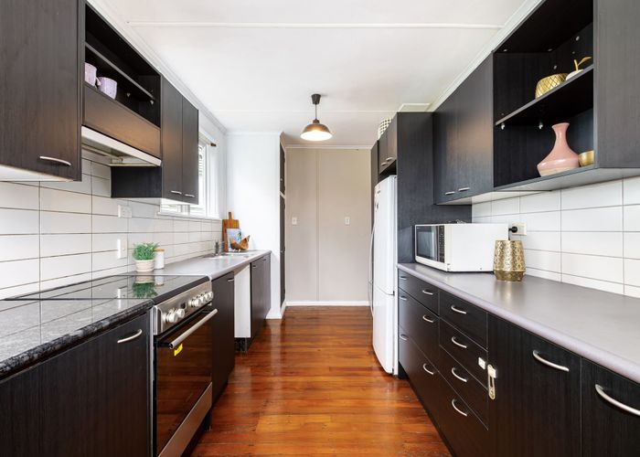  at 11 King Crescent, Ranui Heights, Porirua, Wellington