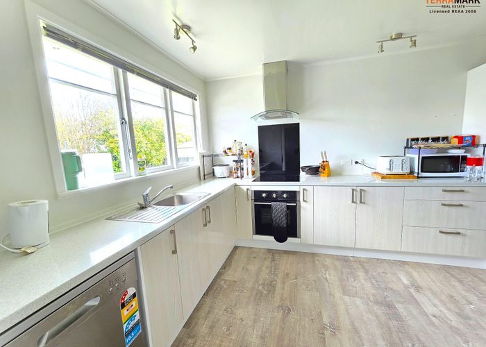  at 21 Totara Park Road, Clouston Park, Upper Hutt, Wellington