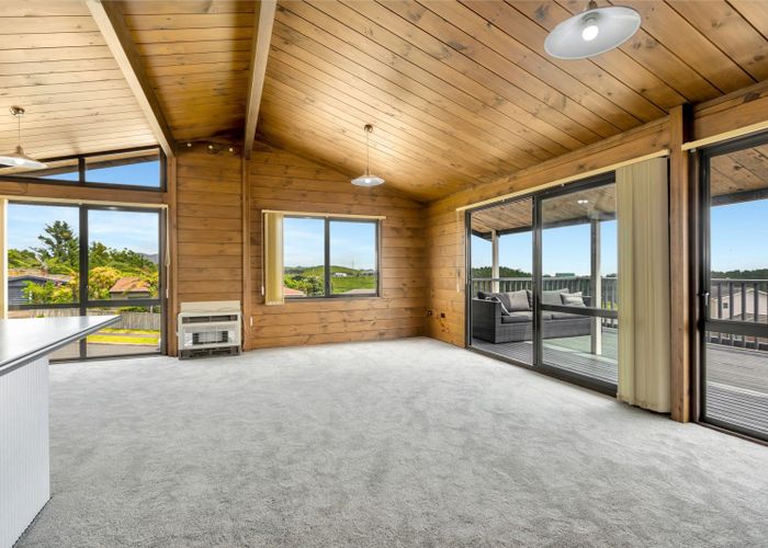  at 9 Darwin Crescent, Spotswood, New Plymouth