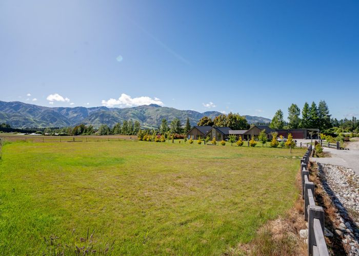  at 13 Skylark Place, Lake Hāwea