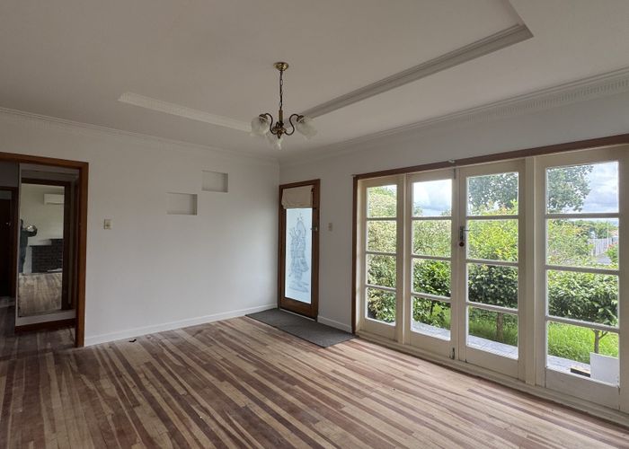  at 7 Abbotleigh Avenue, Te Atatu Peninsula, Auckland